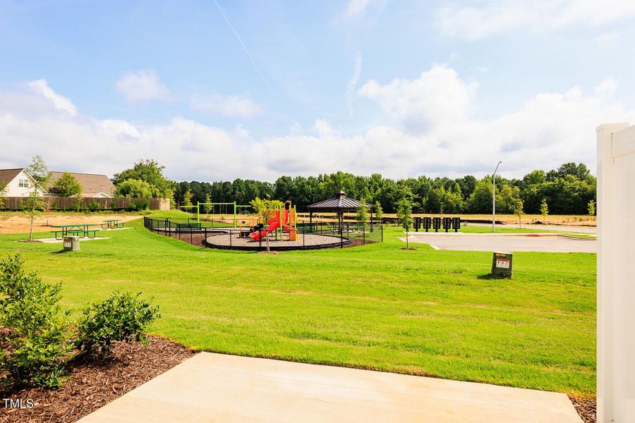 RDU_VaughanFarms_TH_Lot25_Aurora_QMI_Bac