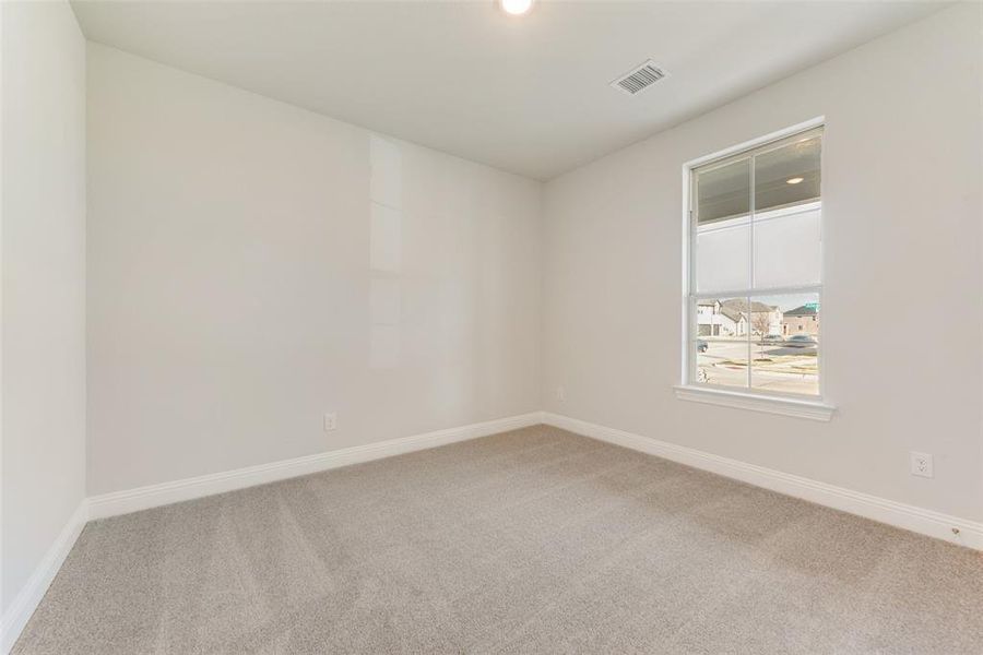 Spacious, unfurnished interior of a new home in Villages of Creekwood, Frisco (Image 29).