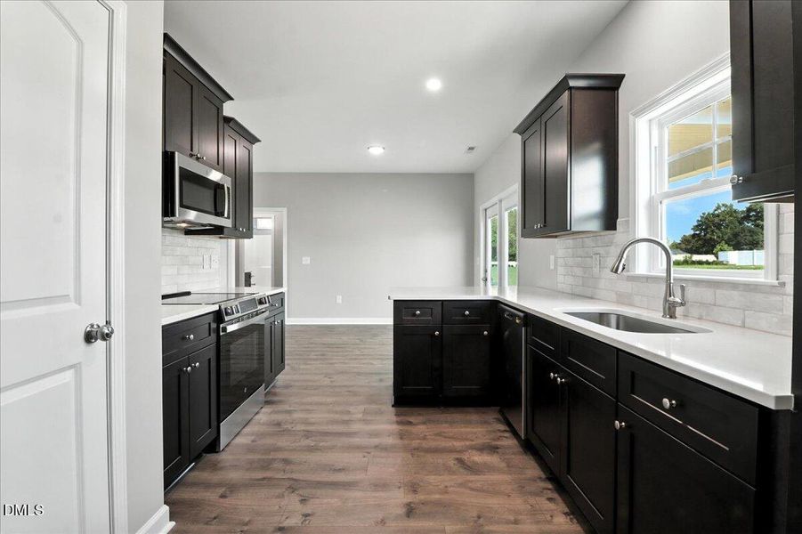 15-101 Waterstone Ct-15