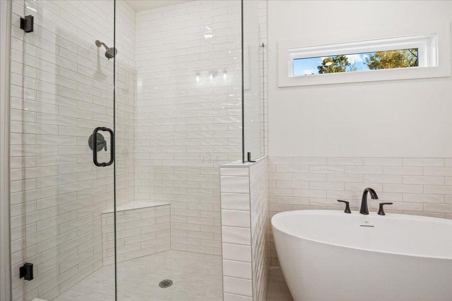 Furnished interior view inside a new home in , Gainesville (Image 12).