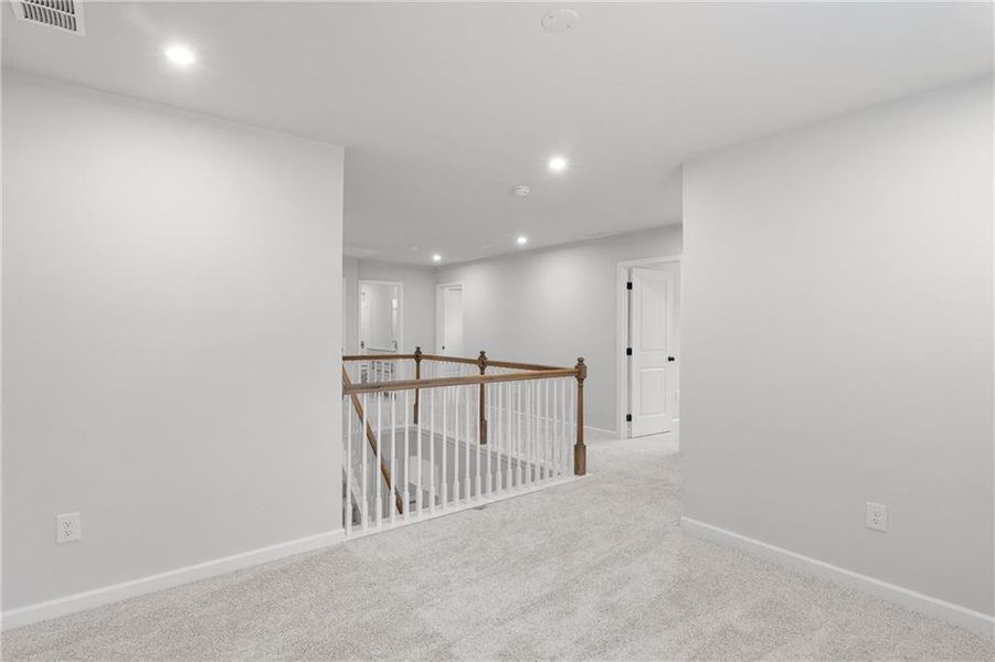 Spacious, unfurnished interior of a new home in , Villa Rica (Image 23).