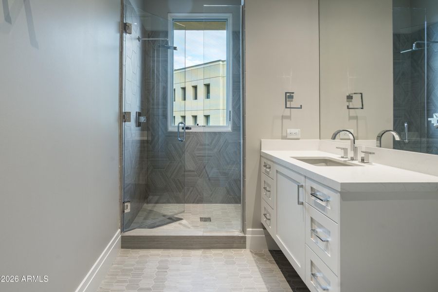 18720 N 101st St #3008