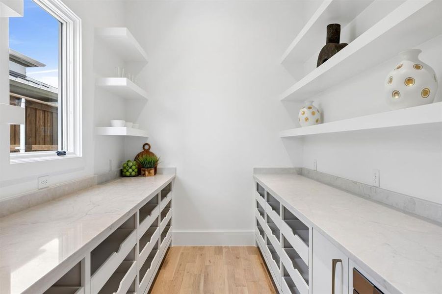Furnished interior view inside a new home in , Southlake (Image 17).