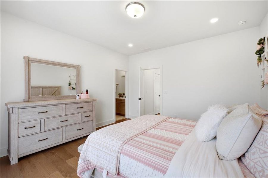 Furnished interior view inside a new home in , Alpharetta (Image 36).
