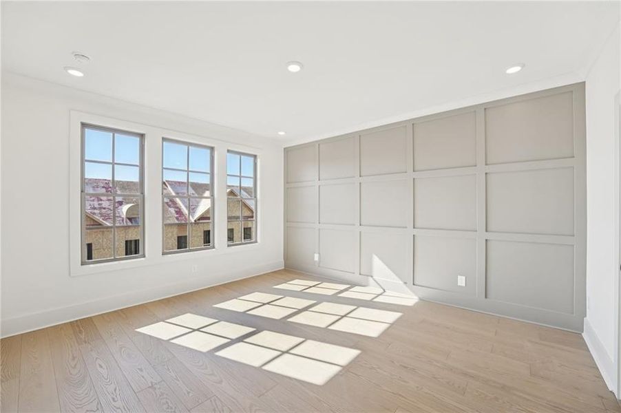Spacious, unfurnished interior of a new home in Park Walke, Alpharetta (Image 37).