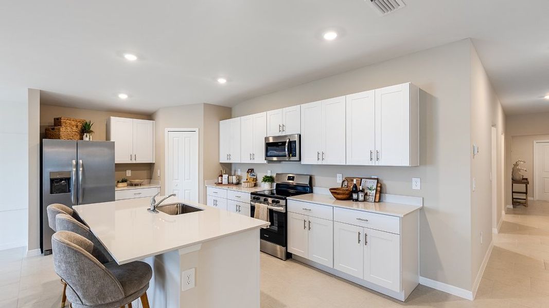 Florida CORE N004 Dawn Kitchen 3of4 F1 Base7