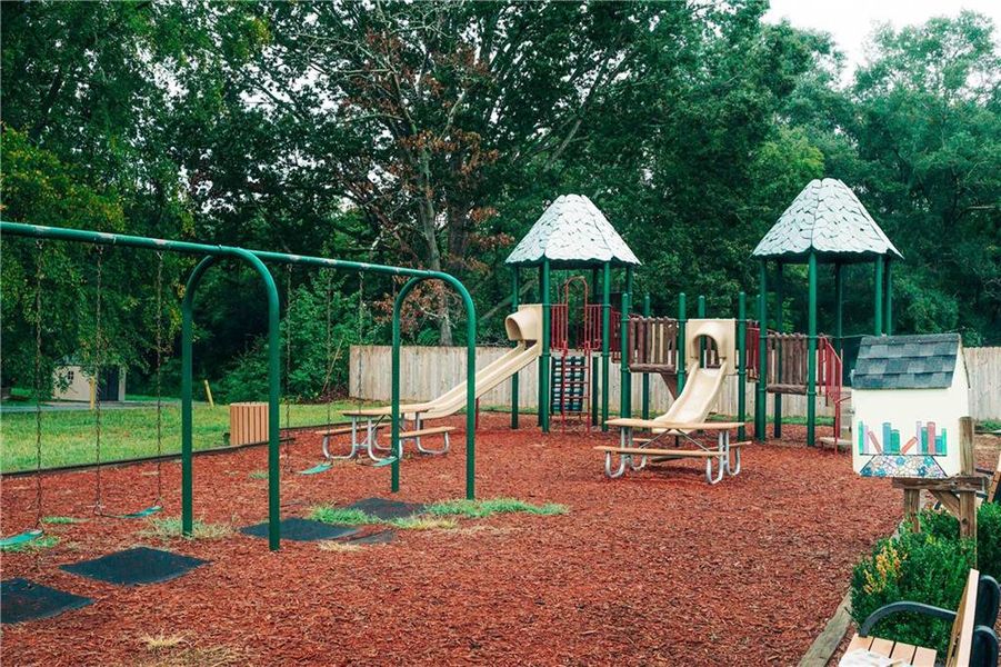 Community amenities in , Hoschton (Image 51).