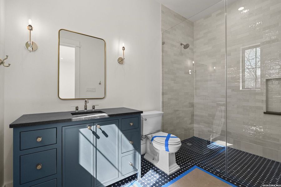 Furnished interior view inside a new home in , Boerne (Image 9).