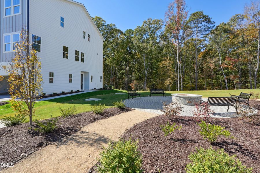 4. Twinleaf Townes_Fire Pit 1_10.23.25_w 4. Twinleaf Townes_Fire Pit 1_10.23.25_w