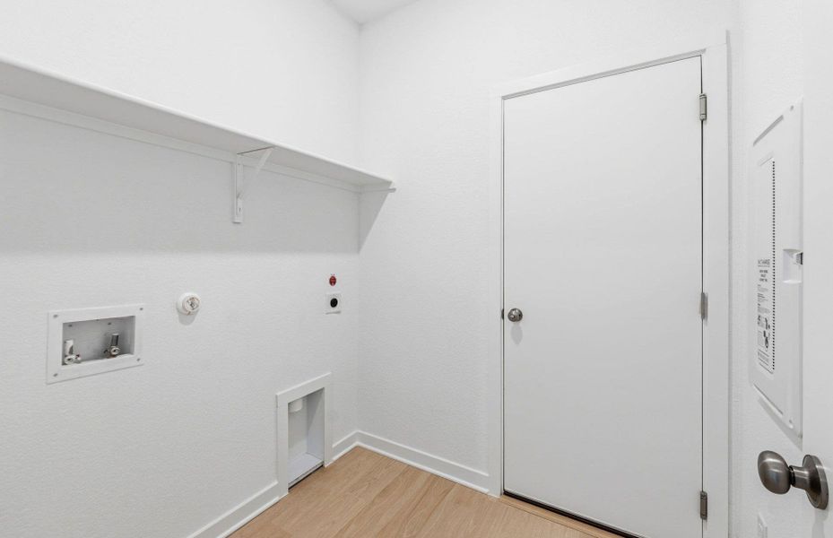 Spacious, unfurnished interior of a new home in La Cima, San Marcos (Image 18).