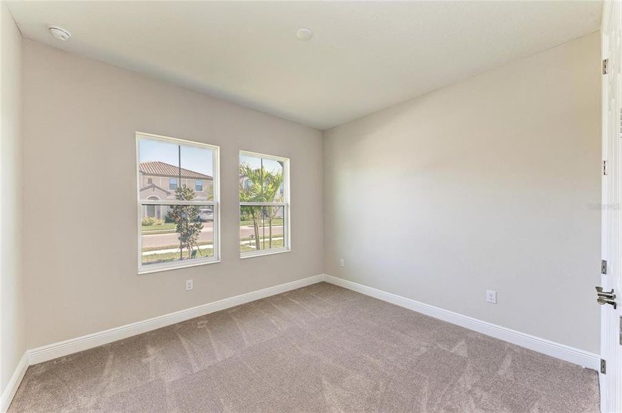 Spacious, unfurnished interior of a new home in Crosswind Ranch, Parrish (Image 31).