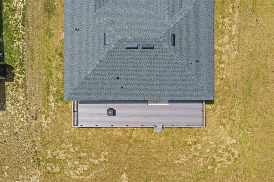 Exterior details and patio area of a home in , Ocala (Image 16).