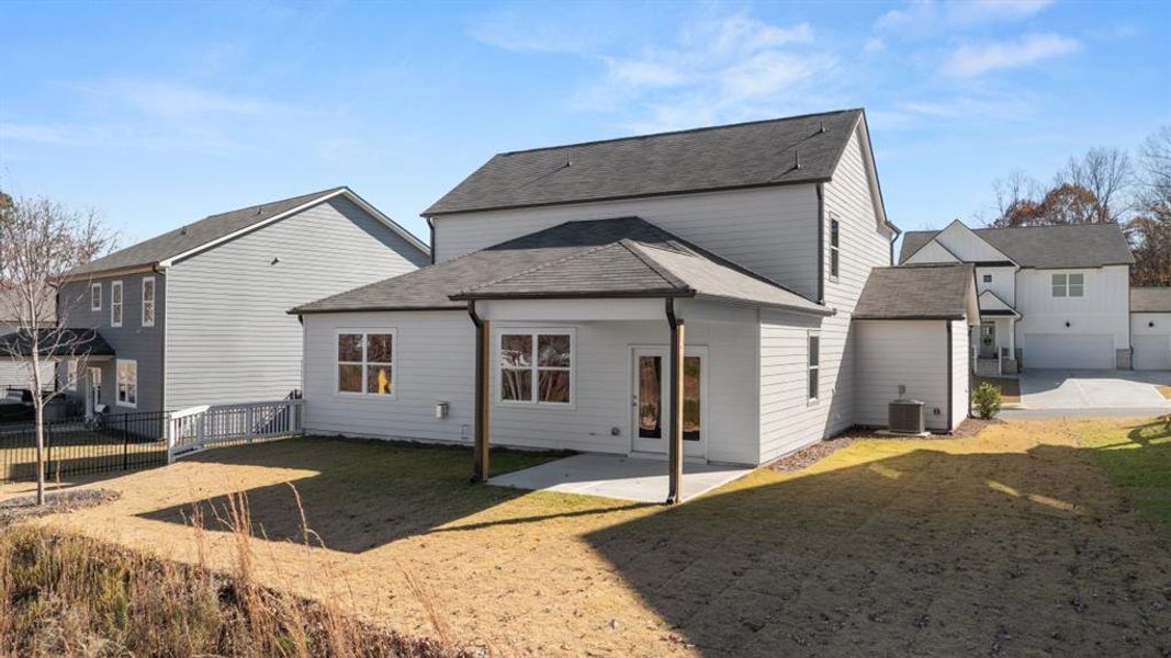 Exterior details and patio area of a home in Falcon Landing, Gainesville (Image 3).