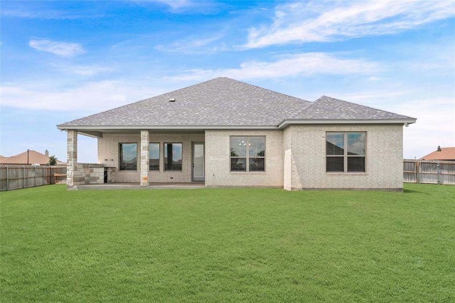 Exterior details and patio area of a home in , Troy (Image 3).