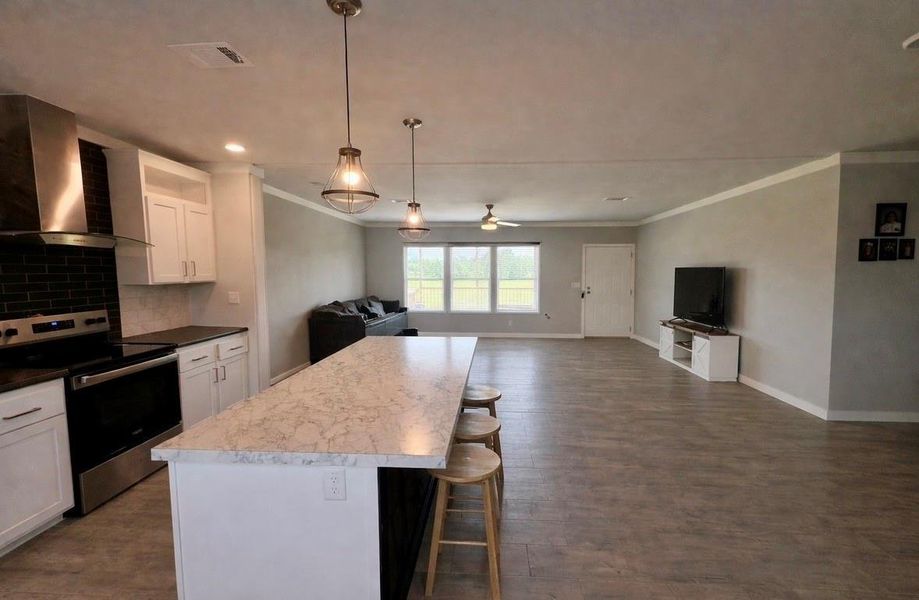 Kitchen/living area