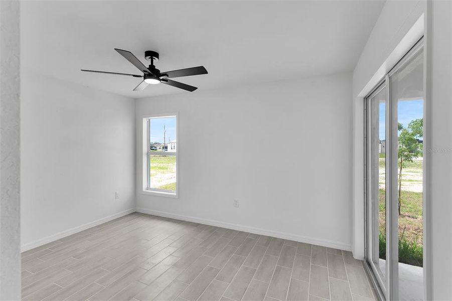 Spacious, unfurnished interior of a new home in , Cape Coral (Image 15).