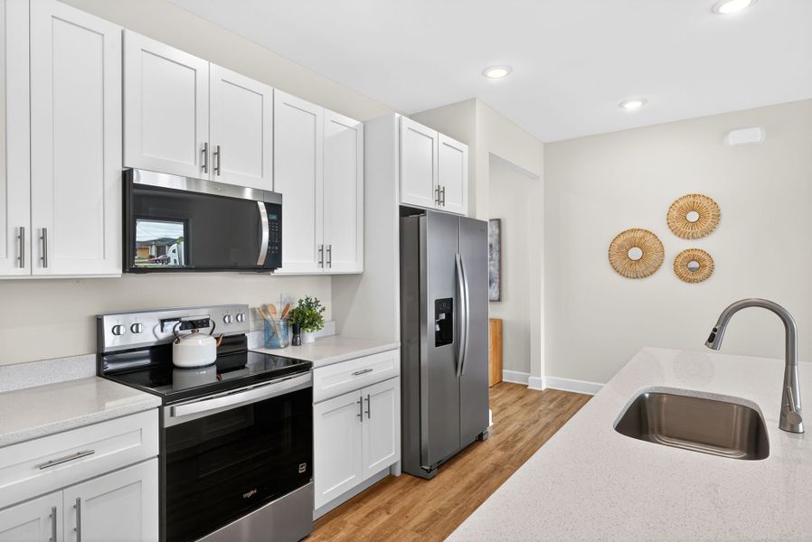 Representative furnished interior of a home built from the The Bluewater Cove by Sunlife Homes LLC in Cape Coral, Cape Coral (Image 17).