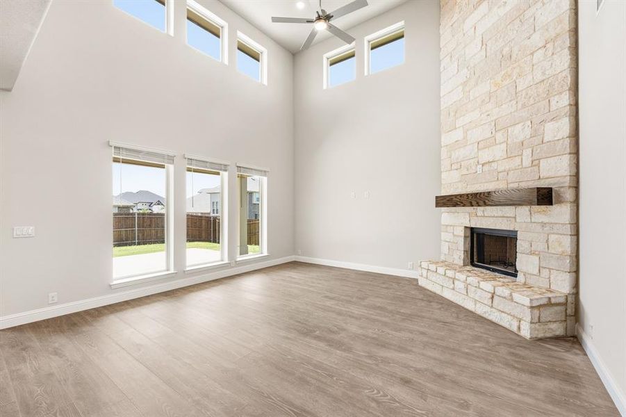 Spacious, unfurnished interior of a new home in Hayes Crossing, Midlothian (Image 23).