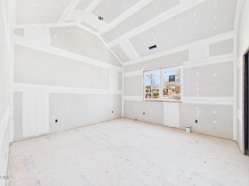 CAM01608G0-PR0121-STILL012