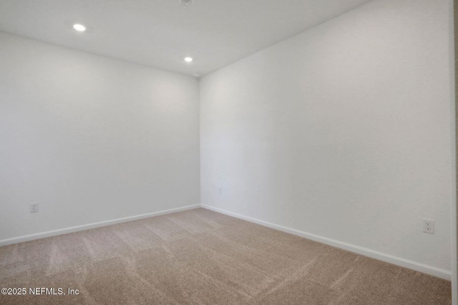 Spacious, unfurnished interior of a new home in , St. Augustine (Image 36).