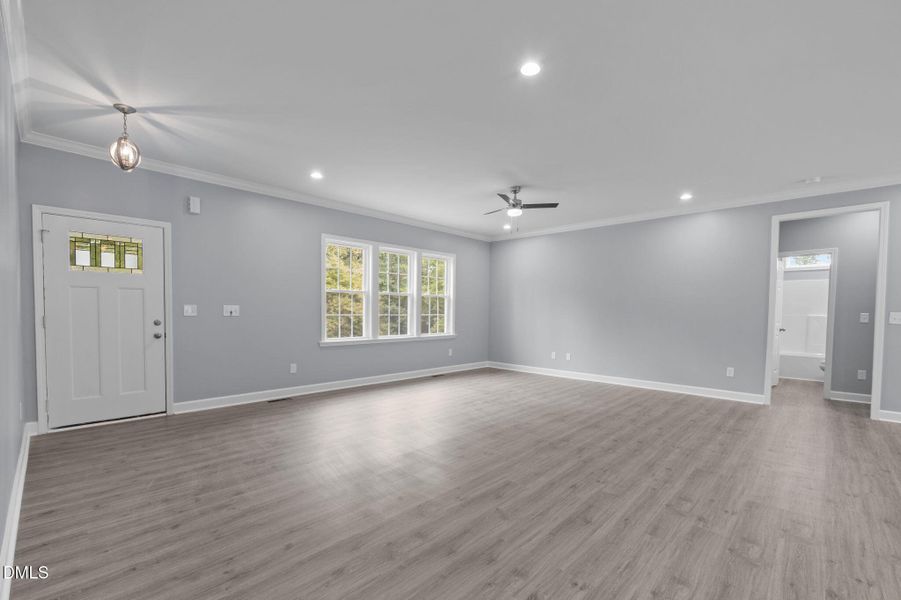 19-web-or-mls-P1084605 19-web-or-mls-P1084605