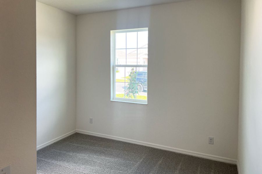 Spacious, unfurnished interior of a new home in Eagletail Landings, Howey-in-the-Hills (Image 13). Spacious, unfurnished interior of a new home in Eagletail Landings, Howey-in-the-Hills (Image 13).