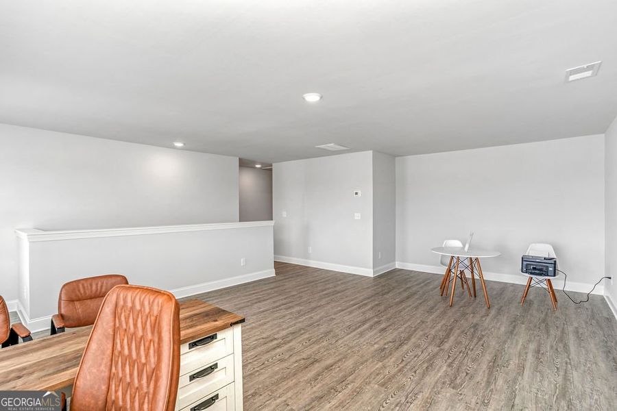 Spacious, unfurnished interior of a new home in Harley Farms South, Bonaire (Image 20).