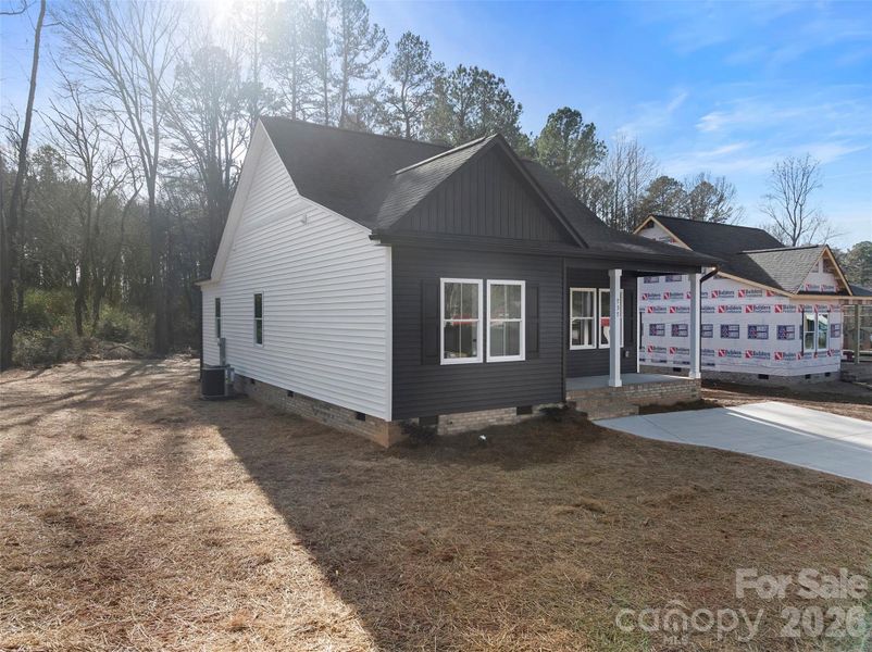 737 Jack St 737 Jack St