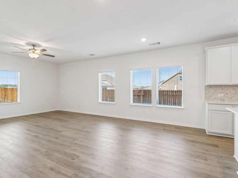 Spacious, unfurnished interior of a new home in Colony at Cole Springs - Boulevard Collection, Buda (Image 8). Spacious, unfurnished interior of a new home in Colony at Cole Springs - Boulevard Collection, Buda (Image 8).