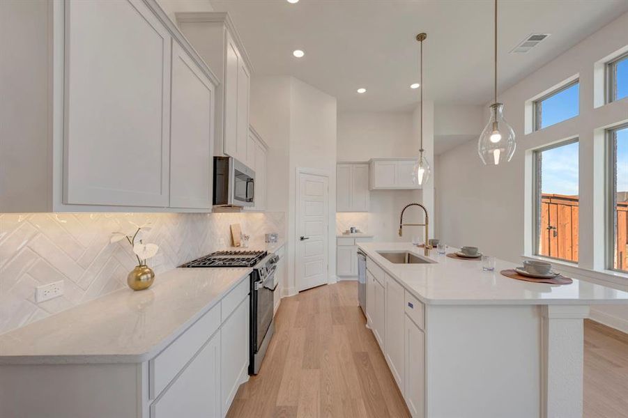 Furnished interior view inside a new home in Creekshaw – Gardens, Royse City (Image 7).