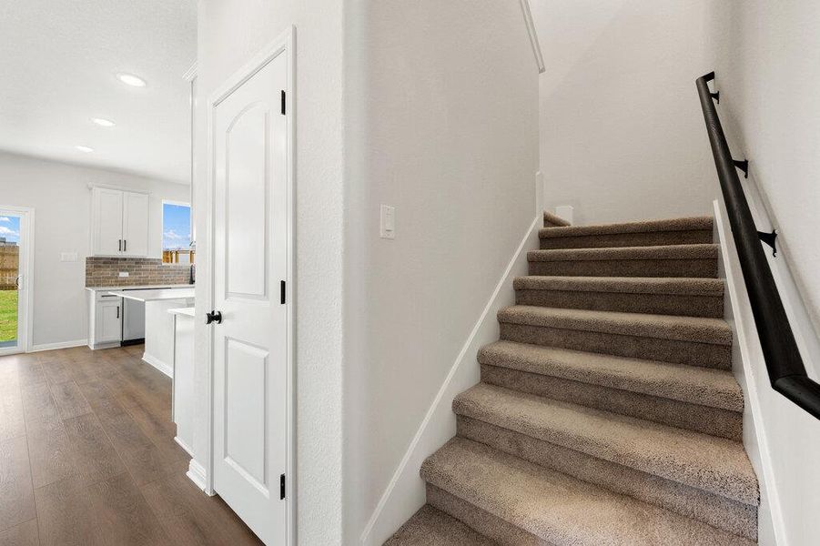 Spacious, unfurnished interior of a new home in Patterson Ranch, Georgetown (Image 24).