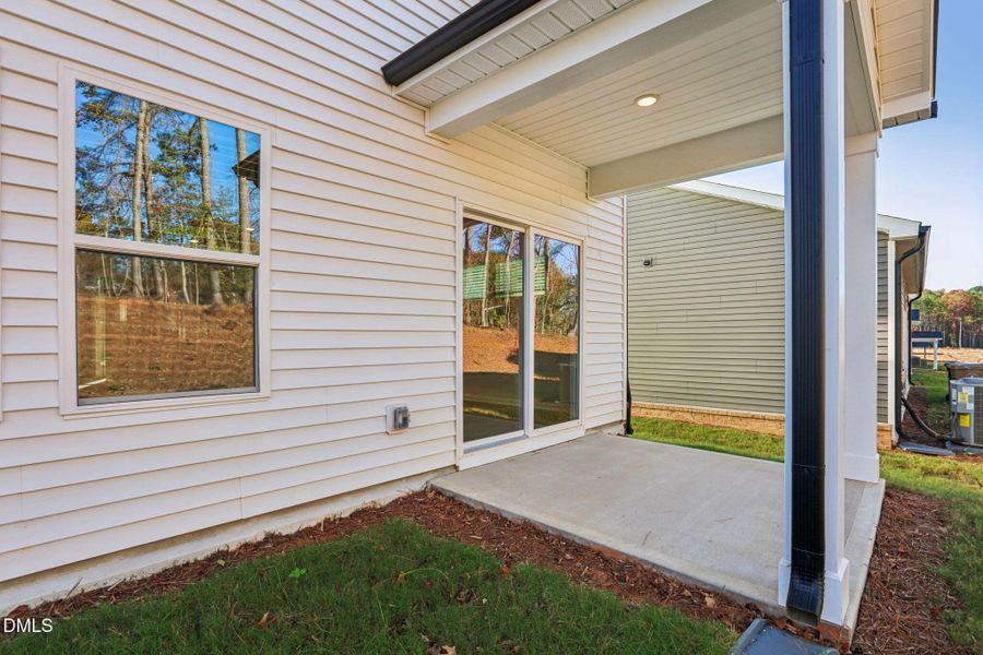 35-web-or-mls-Raleigh - Oak Manor - 145