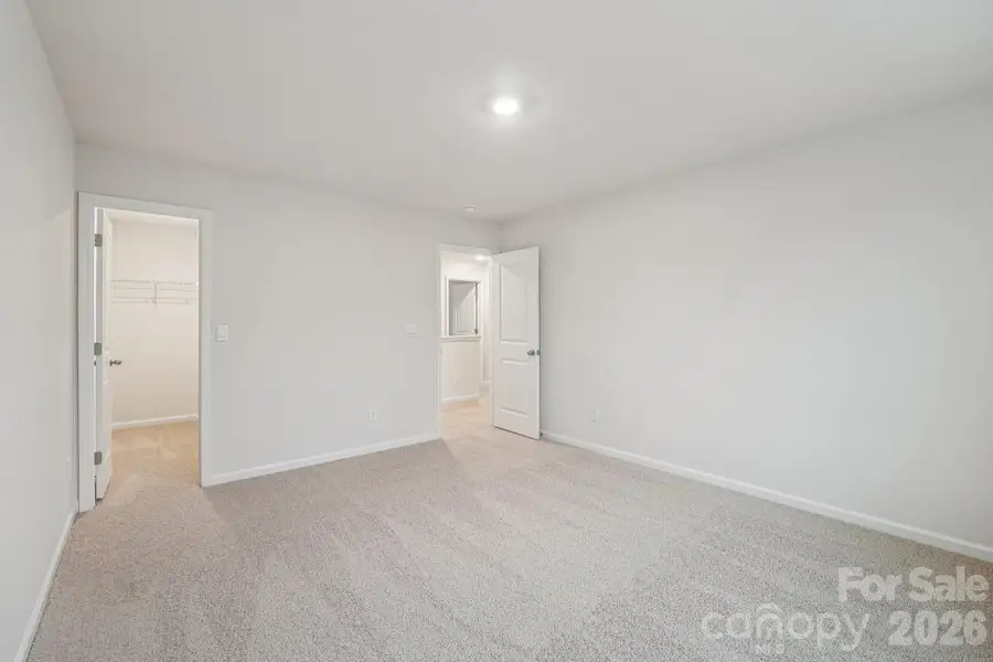 Spacious, unfurnished interior of a new home in Laurelbrook, Sherrills Ford (Image 24).