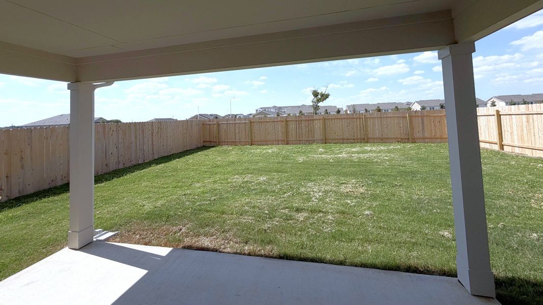 Furnished interior view inside a new home in Sky Ridge, San Marcos (Image 10).
