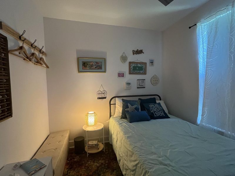 Furnished interior view inside a new home in , Edisto Island (Image 4).