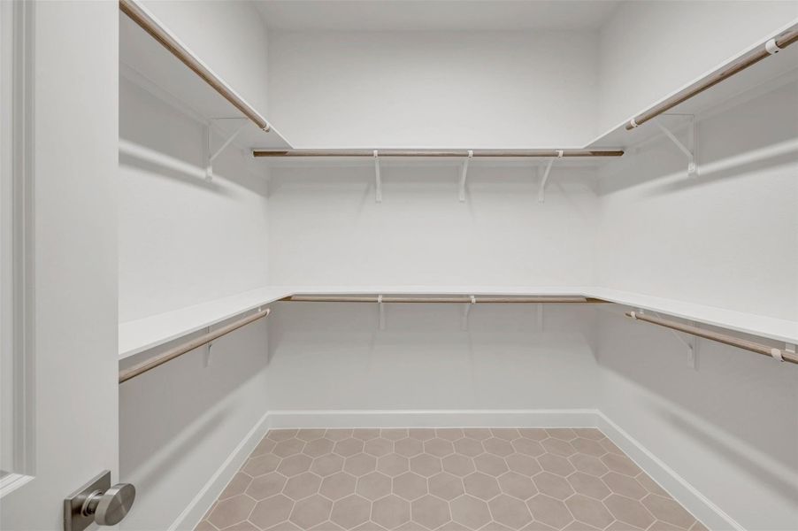 Spacious, unfurnished interior of a new home in Sienna - Landmark Row Collection, Missouri City (Image 18). Spacious, unfurnished interior of a new home in Sienna - Landmark Row Collection, Missouri City (Image 18).