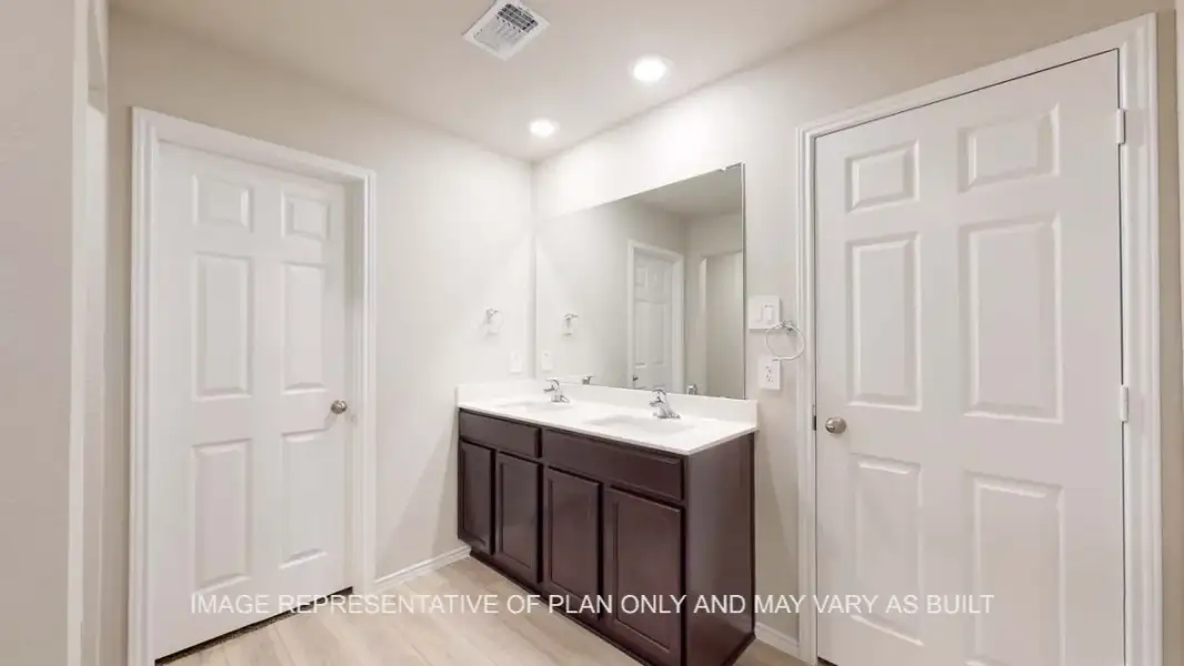 Furnished interior view inside a new home in Rancho San Gabriel, Georgetown (Image 9).