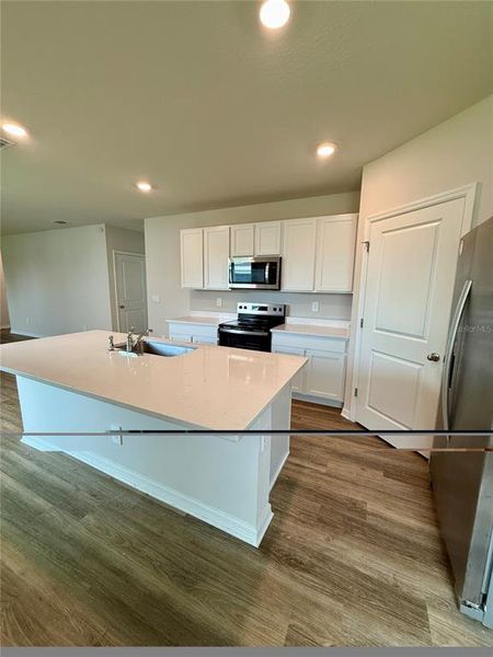 Furnished interior view inside a new home in Star Farms at Lakewood Ranch, Lakewood Ranch (Image 13).