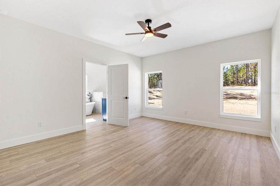 Spacious, unfurnished interior of a new home in , Wildwood (Image 39).