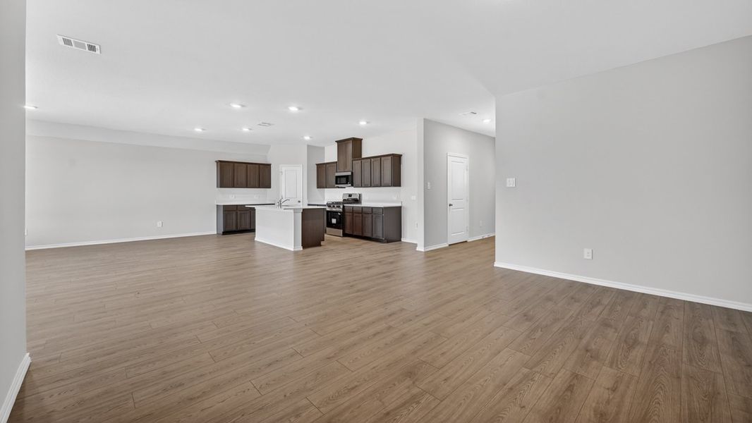 Representative unfurnished interior of a home built from the Egret by D.R. Horton in Windrose, Pilot Point (Image 9). Representative unfurnished interior of a home built from the Egret by D.R. Horton in Windrose, Pilot Point (Image 9).