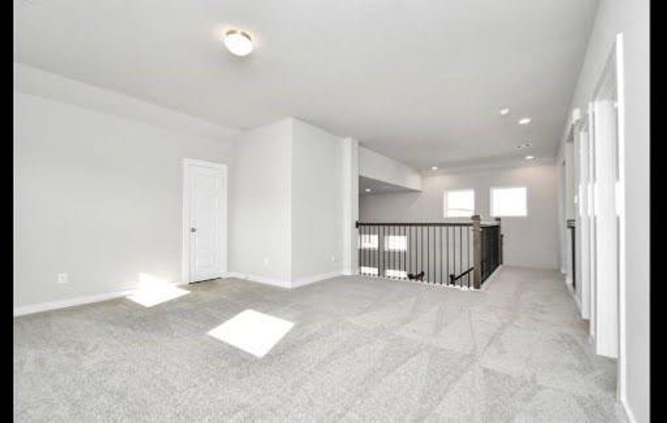 Spacious, unfurnished interior of a new home in Cypress Green, Hockley (Image 11).