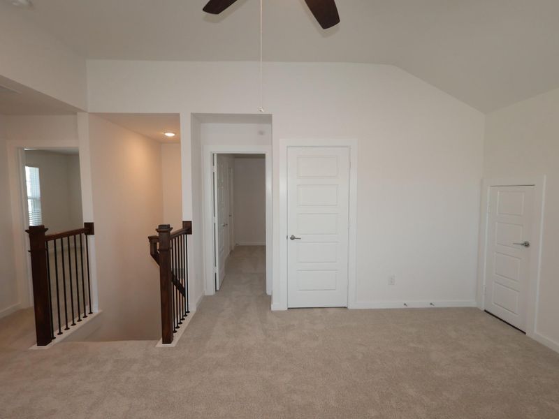 Spacious, unfurnished interior of a new home in Miller's Pond, Rosenberg (Image 14). Spacious, unfurnished interior of a new home in Miller's Pond, Rosenberg (Image 14).
