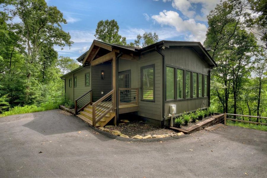 Front exterior of a new home in , Blue Ridge, GA, highlighting curb appeal (Image 23). Front exterior of a new home in , Blue Ridge, GA, highlighting curb appeal (Image 23).