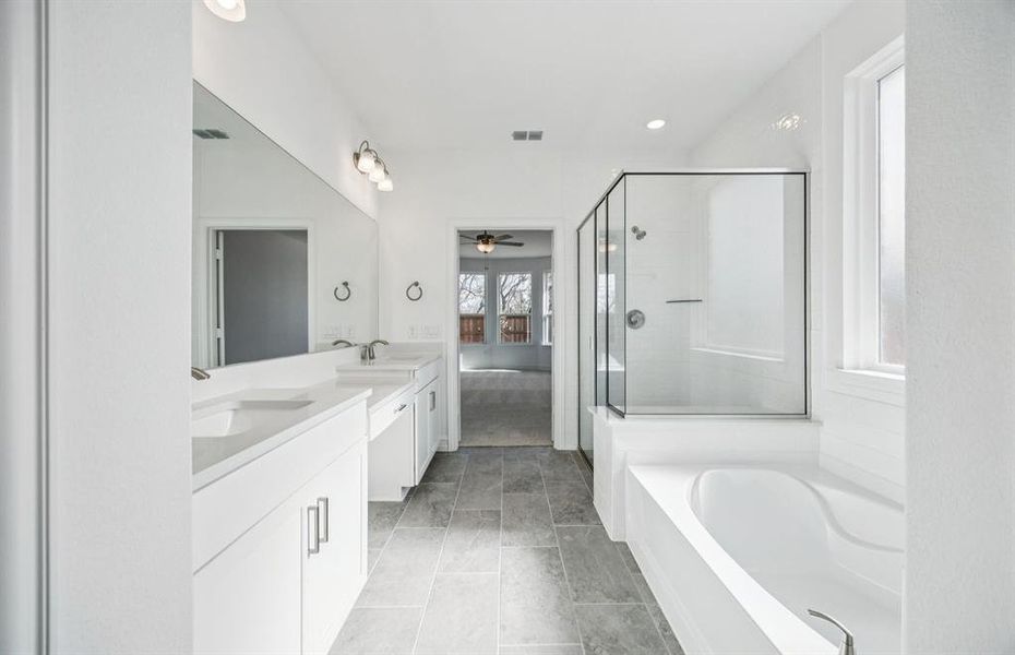 Soaking tub in owner's bath