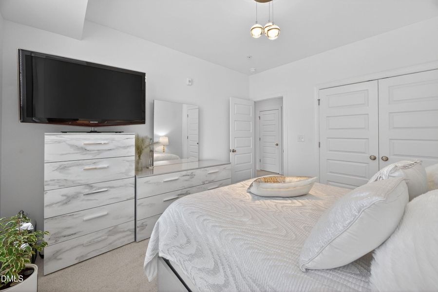 031-property-bedroom-2