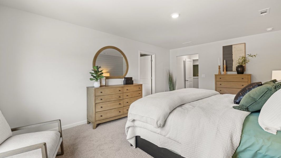 Representative furnished interior of a home built from the Salisbury by D.R. Horton in Hughes Court, Dawsonville (Image 37).