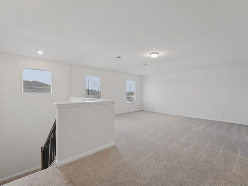 Spacious, unfurnished interior of a new home in Lakeside Meadows, Pflugerville (Image 12).