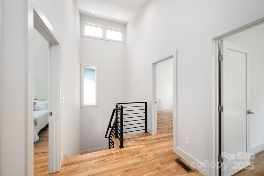 Cheery Landing with Display Nook Cheery Landing with Display Nook