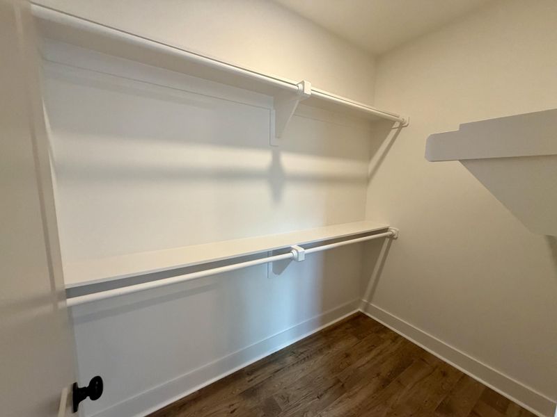 Spacious, unfurnished interior of a new home in , Summerville (Image 16).