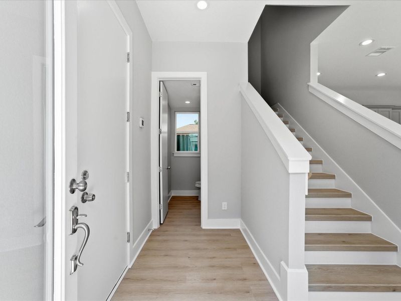 Spacious, unfurnished interior of a new home in , Houston (Image 21).